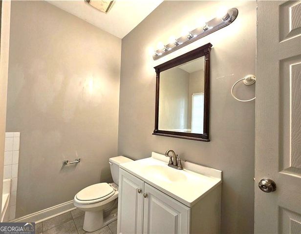 718 N Evelyn Place NW, Atlanta, GA 30318