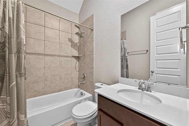 1924 Auburn Willow Lane, Pearland, TX 77089