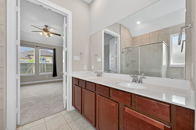 1924 Auburn Willow Lane, Pearland, TX 77089