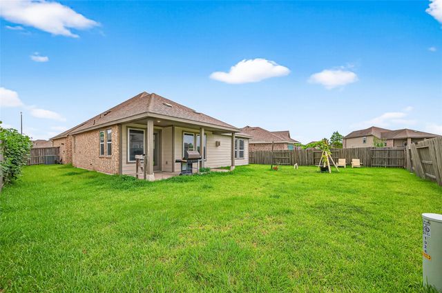 1924 Auburn Willow Lane, Pearland, TX 77089