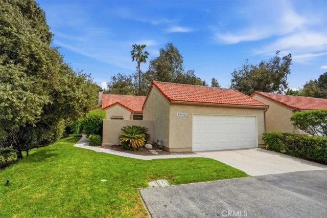 19950 Avenue Of The Oaks, Newhall, CA 91321
