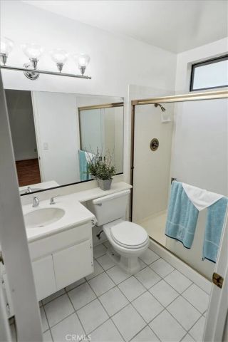 19950 Avenue Of The Oaks, Newhall, CA 91321