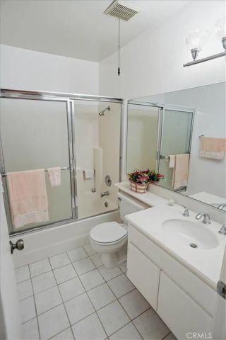 19950 Avenue Of The Oaks, Newhall, CA 91321