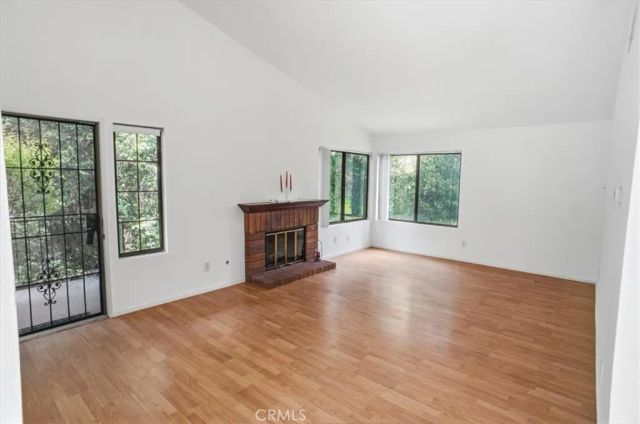 19950 Avenue Of The Oaks, Newhall, CA 91321