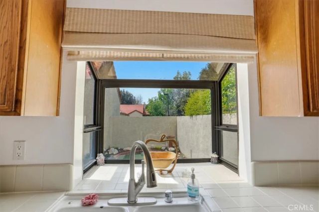 19950 Avenue Of The Oaks, Newhall, CA 91321