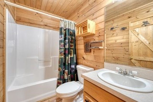 315 Hidden Branch Drive, Young Harris, GA 30582