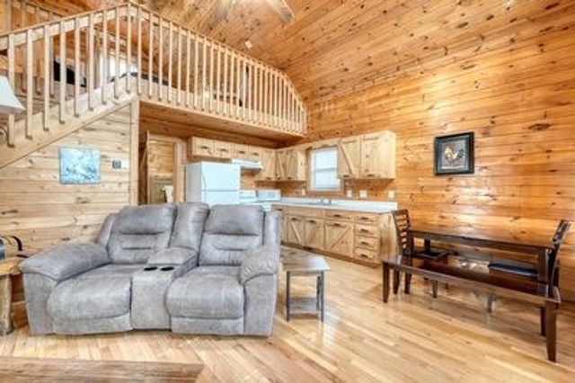 315 Hidden Branch Drive, Young Harris, GA 30582