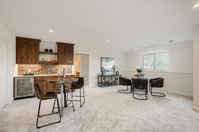 1225 136th Street E, Rosemount, MN 55068