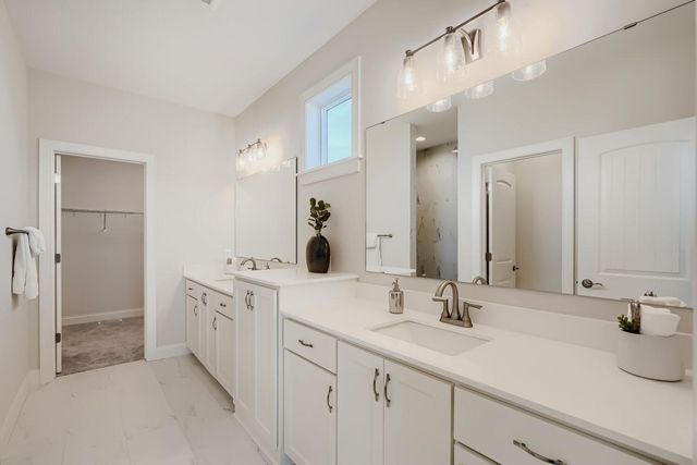 1225 136th Street E, Rosemount, MN 55068