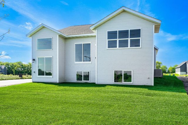 1225 136th Street E, Rosemount, MN 55068