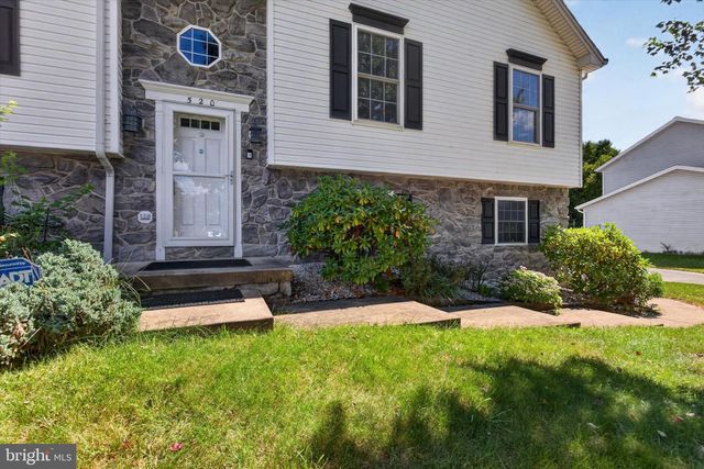 520 HAMILTON DR, Middletown, PA 17057