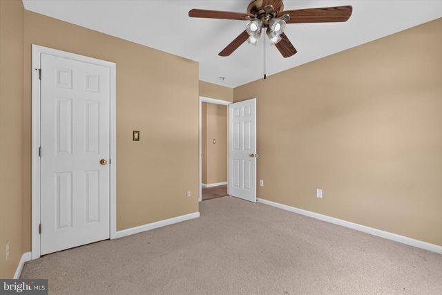 520 HAMILTON DR, Middletown, PA 17057