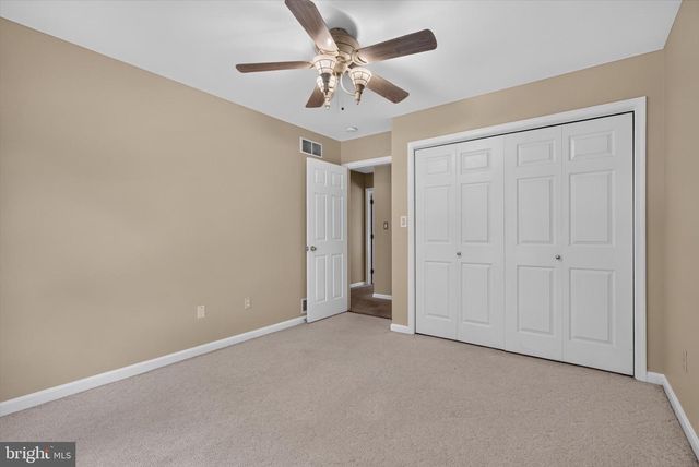 520 HAMILTON DR, Middletown, PA 17057