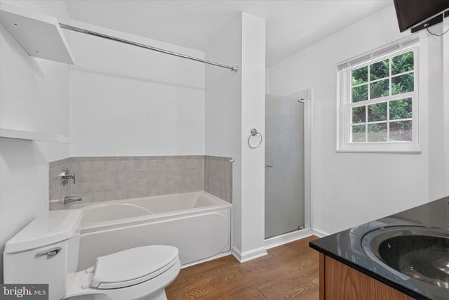 520 HAMILTON DR, Middletown, PA 17057