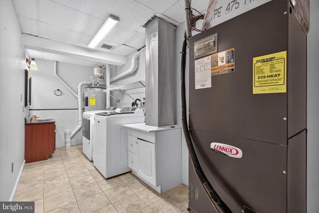 520 HAMILTON DR, Middletown, PA 17057