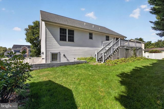 520 HAMILTON DR, Middletown, PA 17057