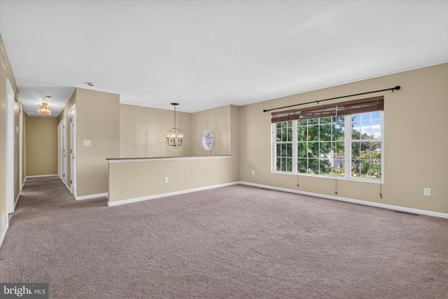 520 HAMILTON DR, Middletown, PA 17057