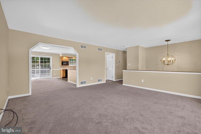 520 HAMILTON DR, Middletown, PA 17057
