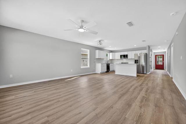 5327 B Kervin Road, Crestview, FL 32539