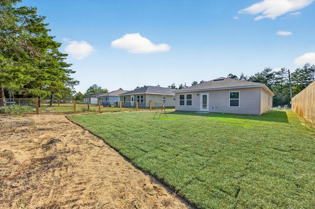 5327 B Kervin Road, Crestview, FL 32539