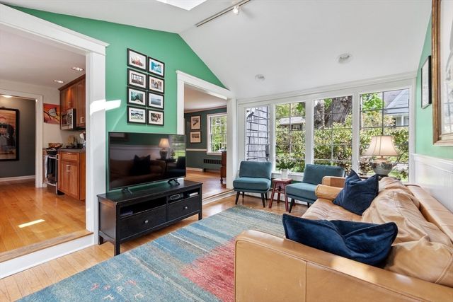 59 Martin Rd, Concord, MA 01742