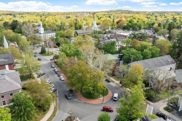59 Martin Rd, Concord, MA 01742