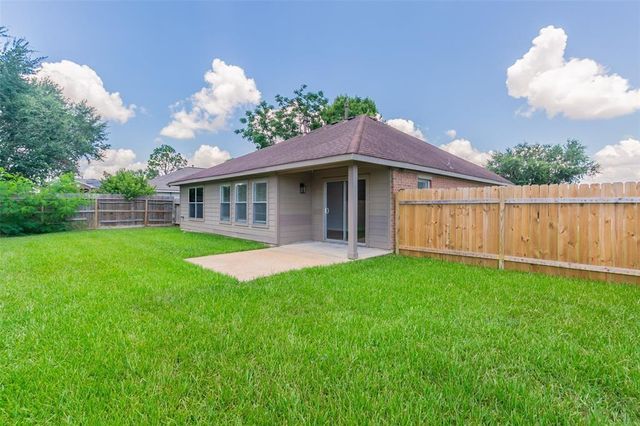 16711 Hollow Ridge Road, Houston, TX 77053