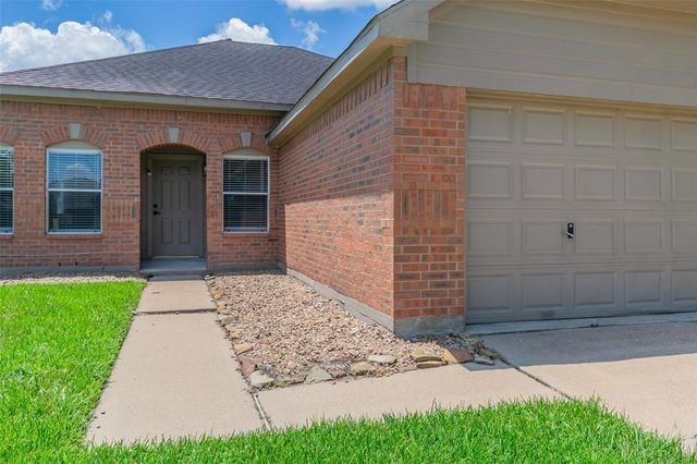 16711 Hollow Ridge Road, Houston, TX 77053