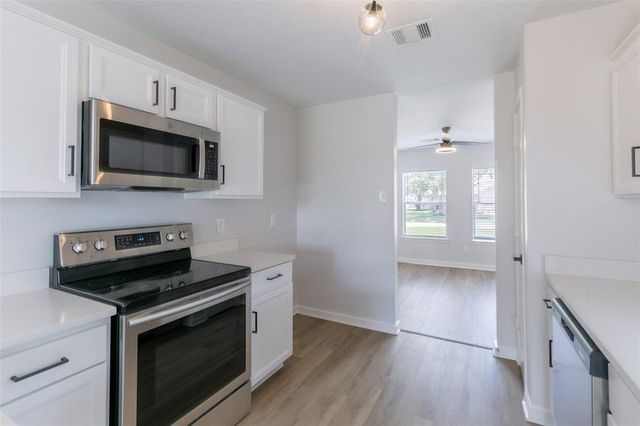 16711 Hollow Ridge Road, Houston, TX 77053