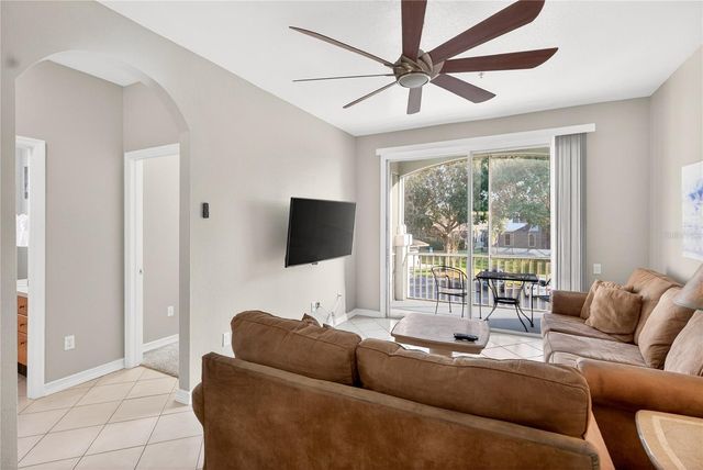 8101 COCONUT PALM WAY 203, Kissimmee, FL 34747