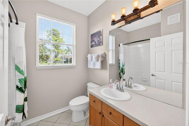 8101 COCONUT PALM WAY 203, Kissimmee, FL 34747