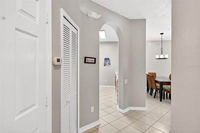 8101 COCONUT PALM WAY 203, Kissimmee, FL 34747