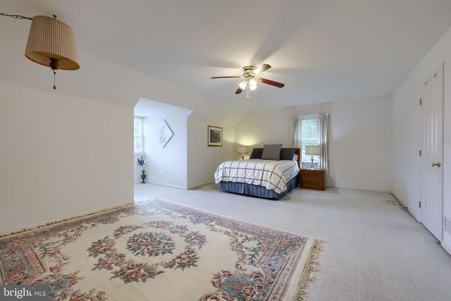 812 CYPRESS CT, Hummelstown, PA 17036