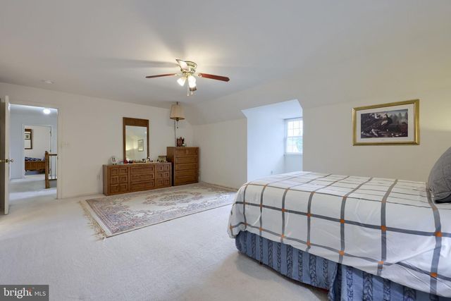 812 CYPRESS CT, Hummelstown, PA 17036