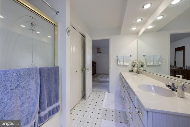 812 CYPRESS CT, Hummelstown, PA 17036