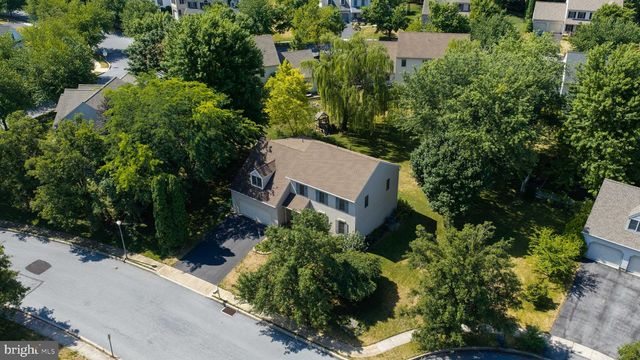 812 CYPRESS CT, Hummelstown, PA 17036