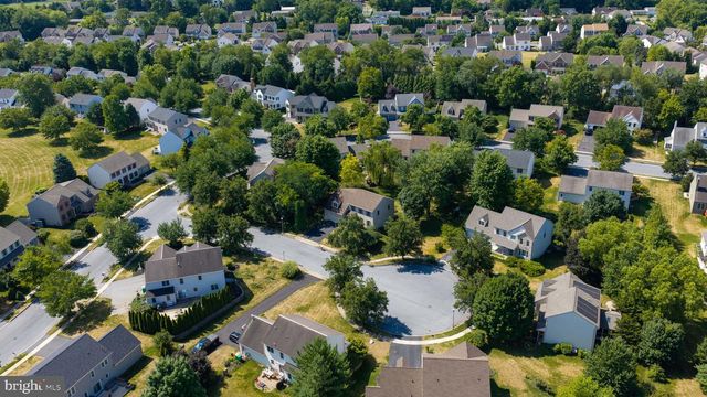 812 CYPRESS CT, Hummelstown, PA 17036