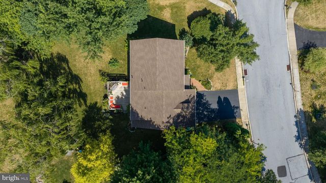 812 CYPRESS CT, Hummelstown, PA 17036