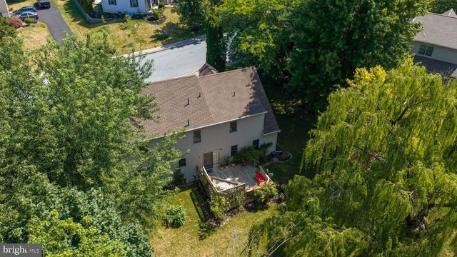 812 CYPRESS CT, Hummelstown, PA 17036