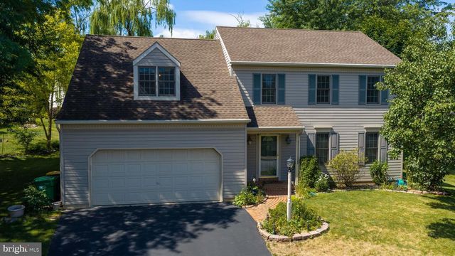 812 CYPRESS CT, Hummelstown, PA 17036