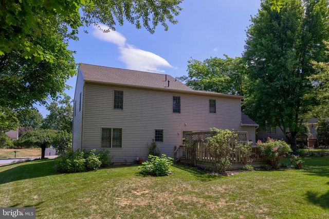 812 CYPRESS CT, Hummelstown, PA 17036