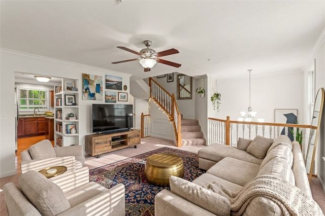 229 Persimmon Ln, North Strabane, PA 15317