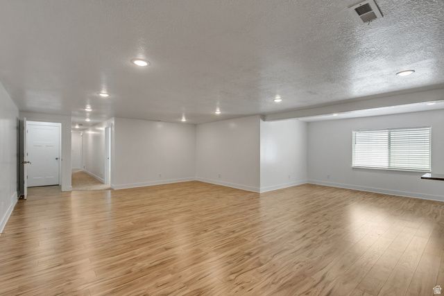 188 E BRUIN DR, Eagle Mountain, UT 84005