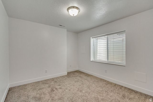 188 E BRUIN DR, Eagle Mountain, UT 84005