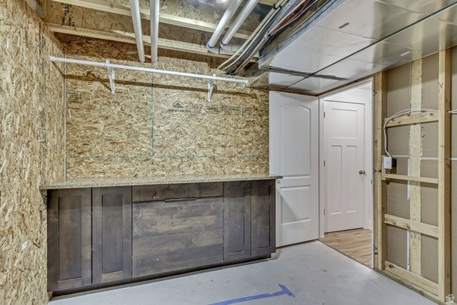 188 E BRUIN DR, Eagle Mountain, UT 84005