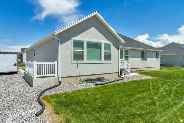 188 E BRUIN DR, Eagle Mountain, UT 84005