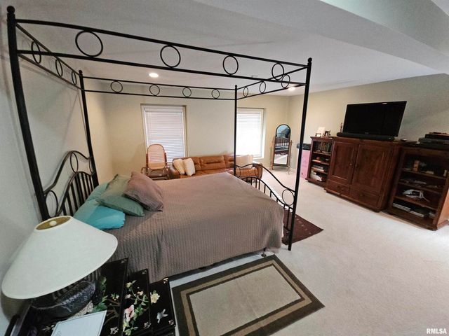 3525 OXFORD Avenue, Mt Vernon, IL 62864