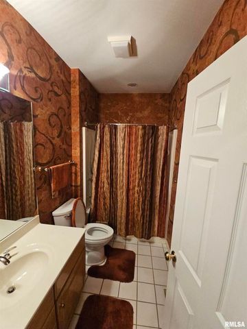 3525 OXFORD Avenue, Mt Vernon, IL 62864