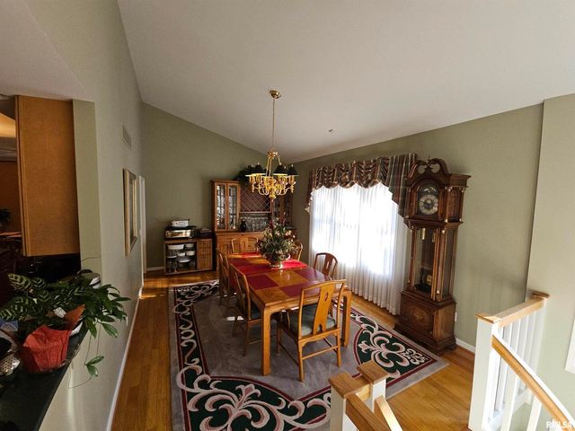 3525 OXFORD Avenue, Mt Vernon, IL 62864