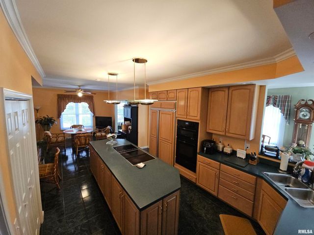 3525 OXFORD Avenue, Mt Vernon, IL 62864